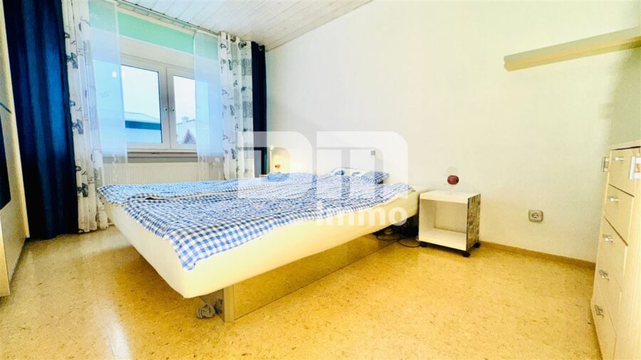 (R)eserviert! Altengerechter gepflegter Bungalow mit Gartenbereich, Terrasse, Garage - Schlafzimmer